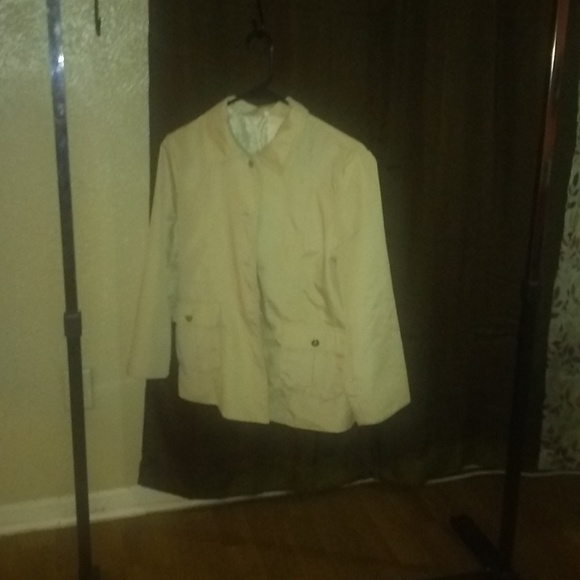 Blouse - Picture 4 of 8